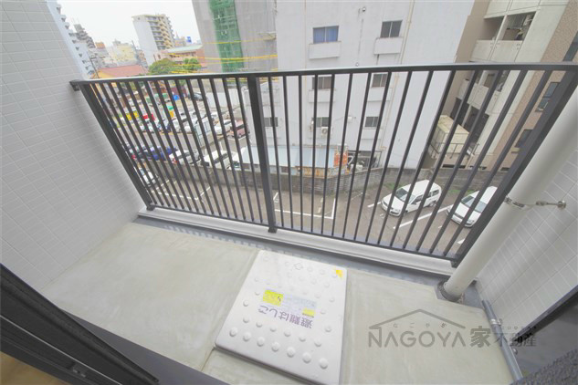 コンフォート新栄 ベランダ