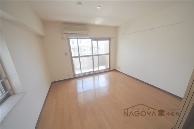 新栄アーバンハイツ ベッドルーム