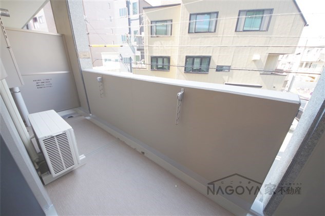 グランルクレ新栄ウエスト ベランダ