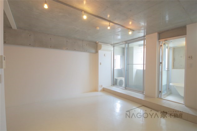 プリマヴェール名駅シュール リビング