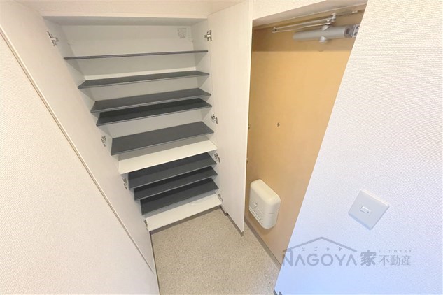 プリマベーラ名駅 玄関