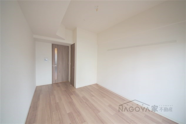 プレサンスジェネ千種内山Ⅱ ベッドルーム