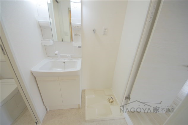 泉ロイヤルビル その他1