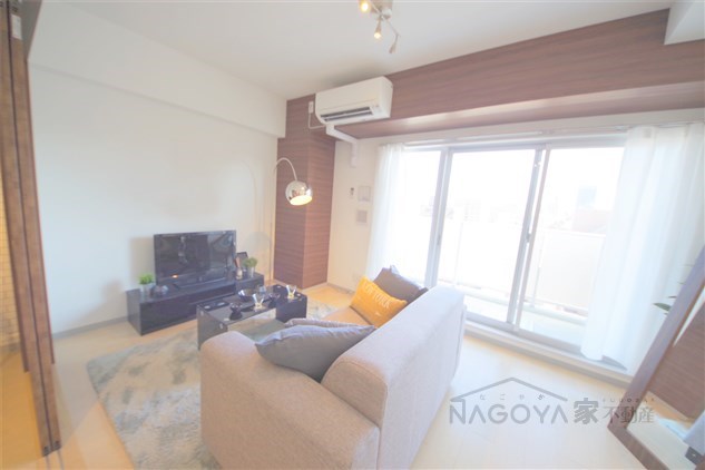 ラヴィータ泉 リビング