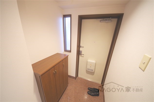 グランドメゾン黒川 玄関