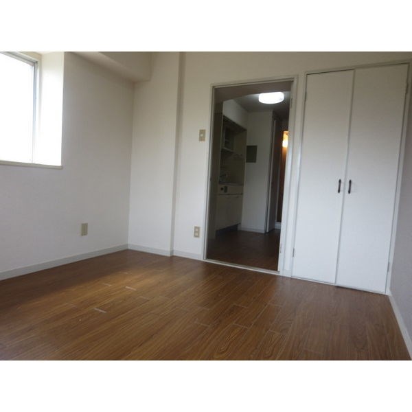 パークサイドいちかわ ベッドルーム