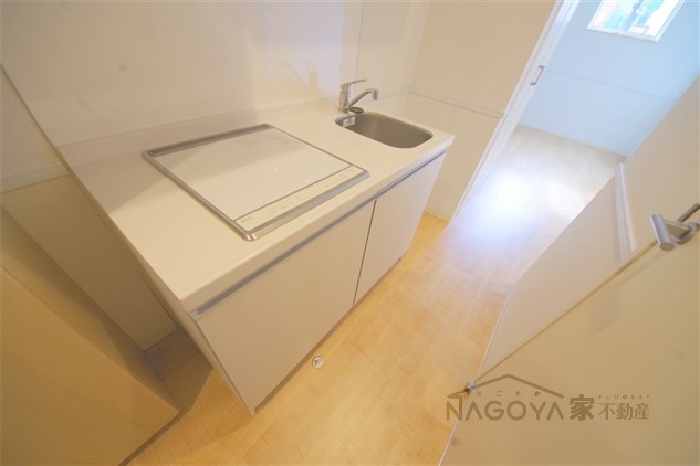 Casa Avenue TSURUMAI キッチン