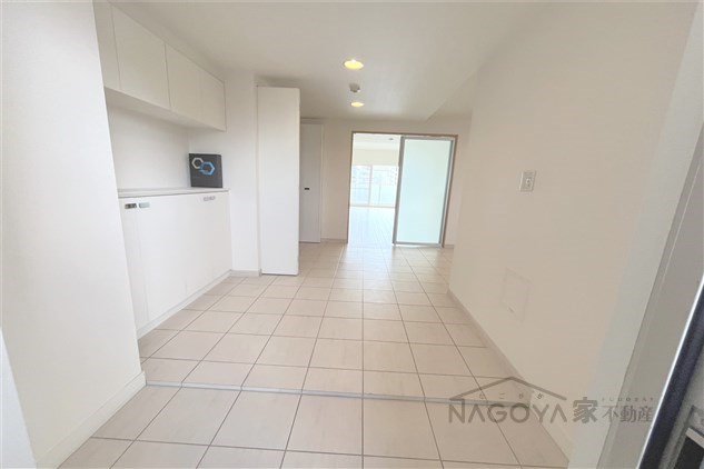 カスタリア伏見 玄関