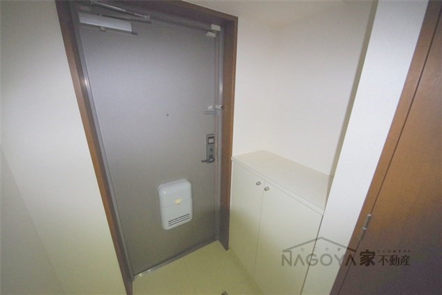 HF名駅北レジデンスWEST 玄関