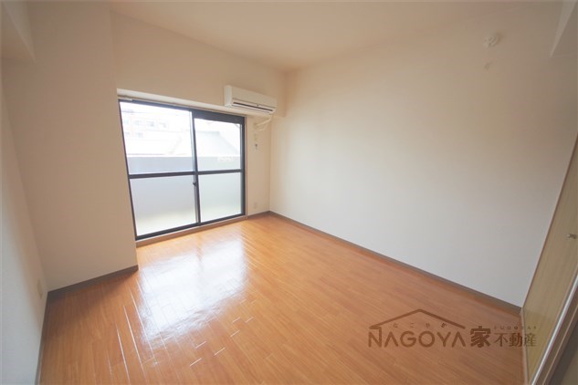 CALM･TAIKOH・BLD リビング