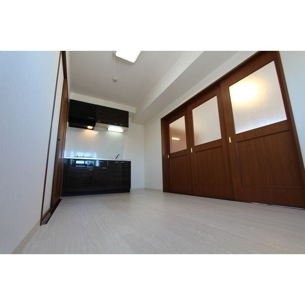 フローラル泉 リビング