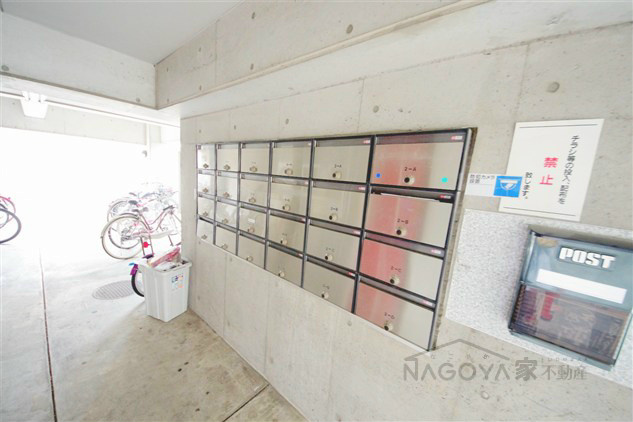 ツインズ1991 その他外観2