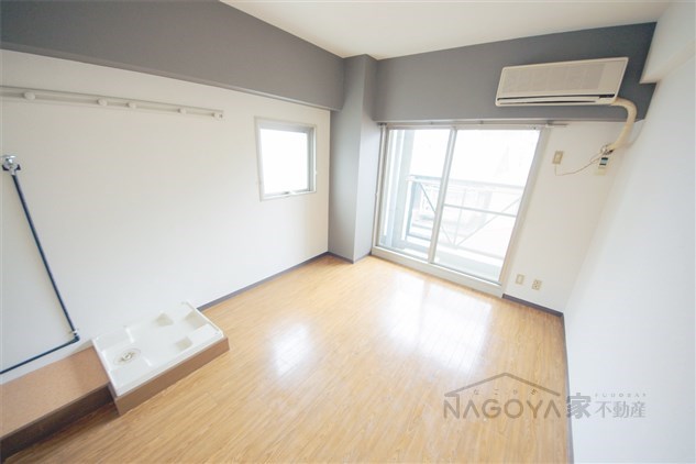 ツインズ1991 リビング