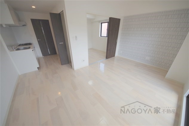 GRANDUKE新栄 リビング