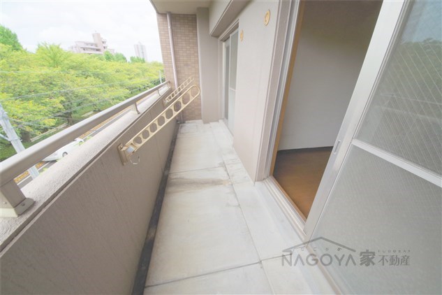 ブランメゾン辻本通 ベランダ