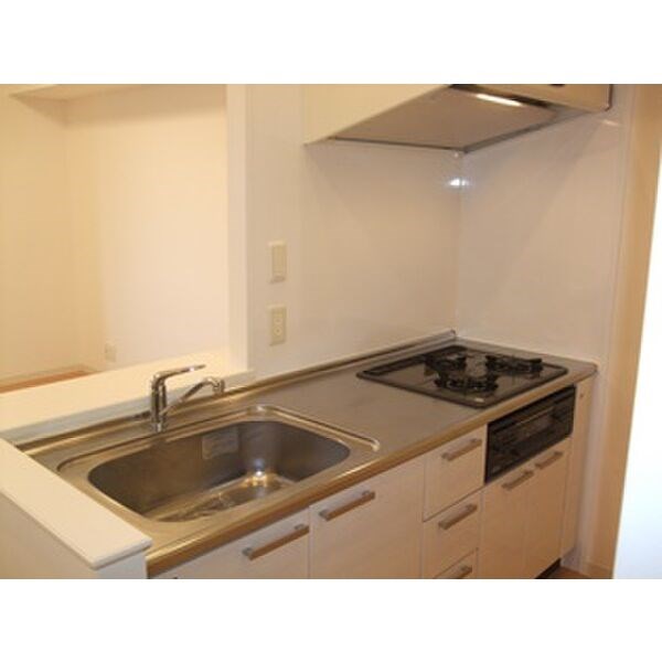 さくらＨｉｌｌｓリバーサイドＥＡＳＴ キッチン