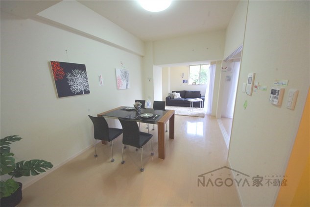 イーグルヘッド橦木 リビング