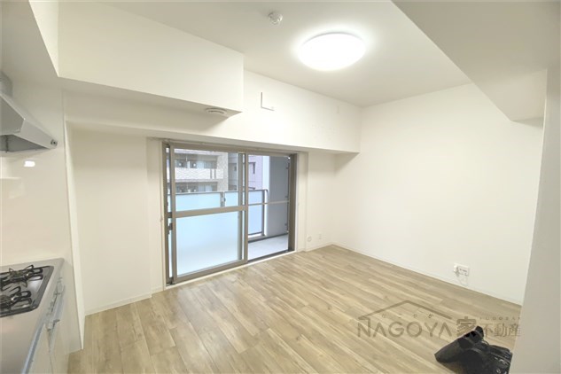 笹島アイサンメゾン リビング