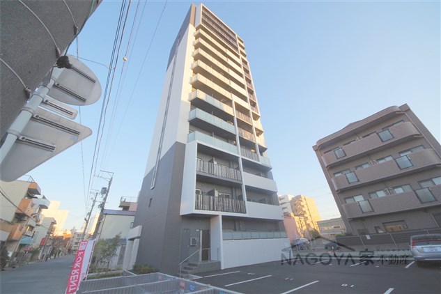 グランパークタワー 外観