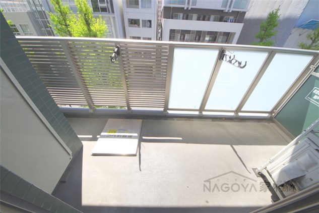 プレサンス丸の内雅風 ベランダ