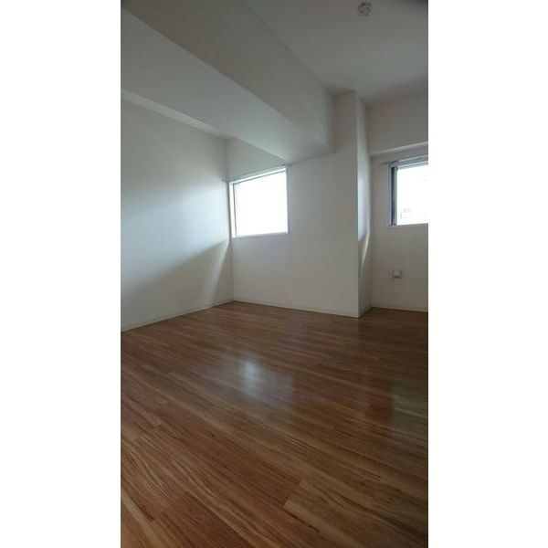 プログレッソ花の木 ベッドルーム