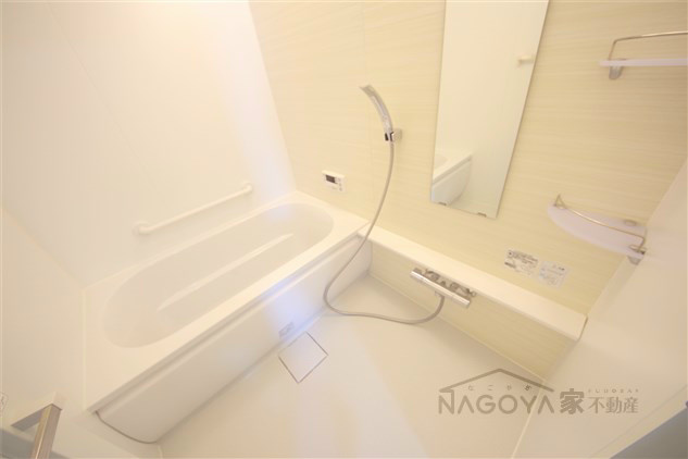 CORNES HOUSE NAGOYA 風呂画像