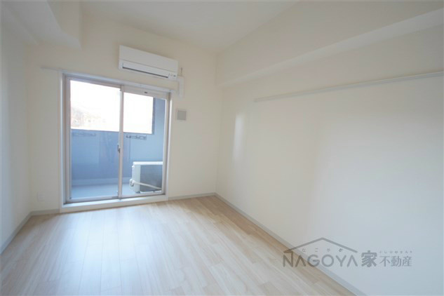 プレサンス大須観音 リビング