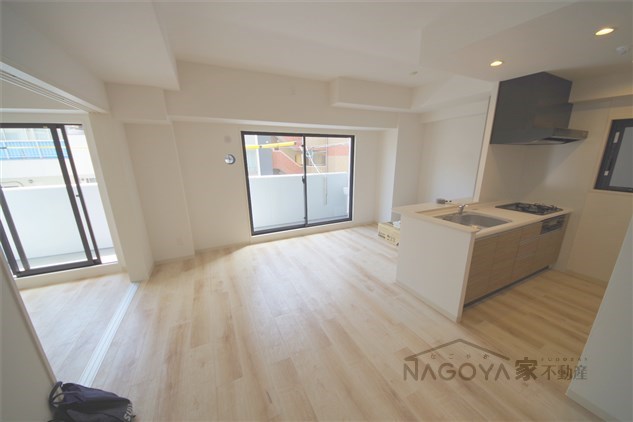 Residence Nagoya リビング