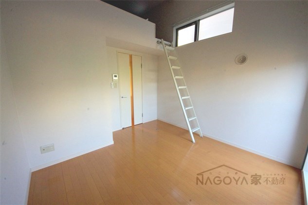 フロール尾頭橋 ベッドルーム