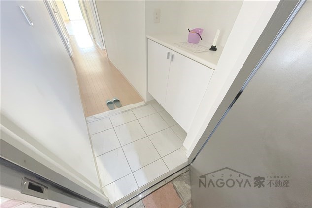 プロシード新瑞橋 玄関