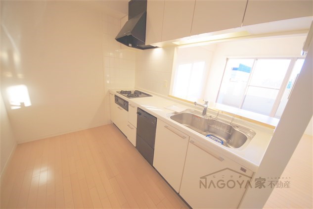 スクエア名古屋港 キッチン