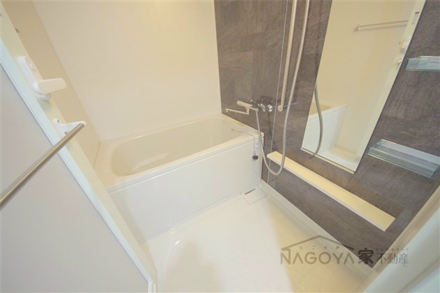 ロイヤルアンコール 風呂画像