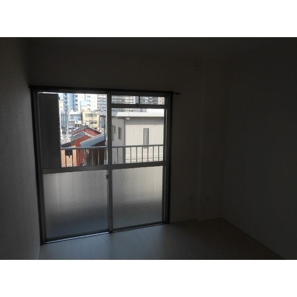 ウィステリア矢田 リビング