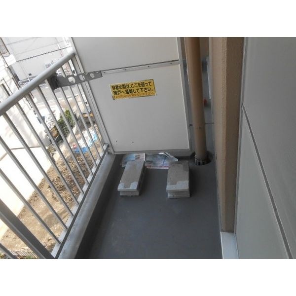 ウィステリア矢田 ベランダ