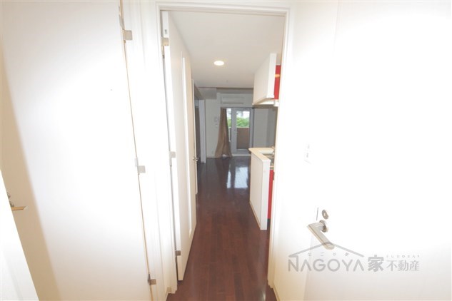 エスティメゾン東別院 玄関