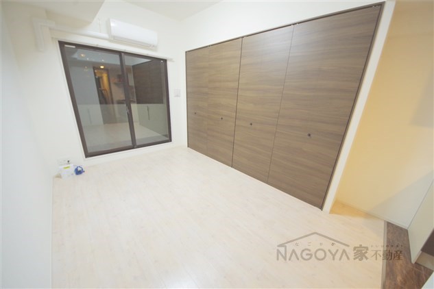 LIBERTA CARINO ベッドルーム