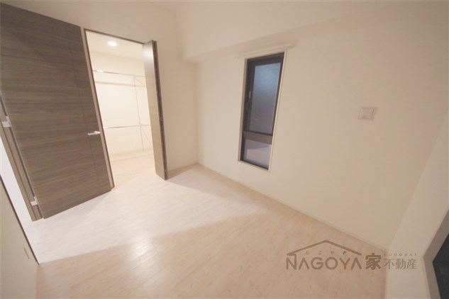 LIBERTA CARINO ベッドルーム