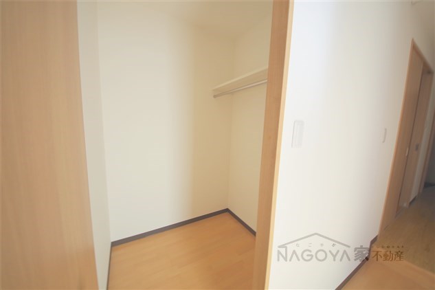 丸の内エンブルコート その他1