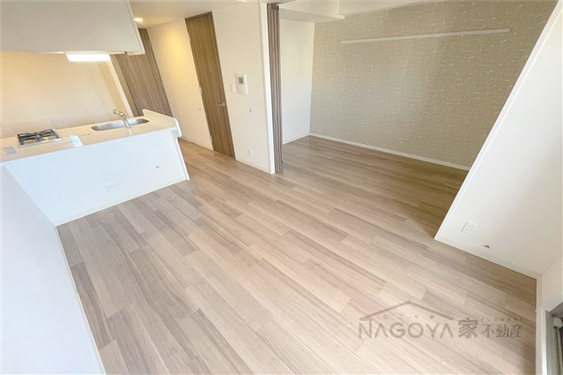 プレサンス桜通ザ・タイムズ リビング