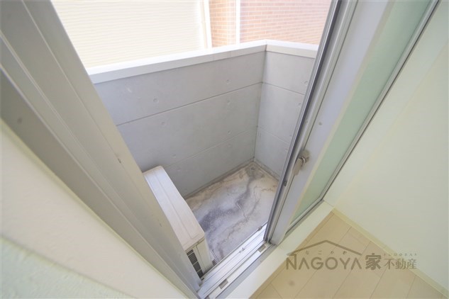 クラウド9コウウン ベランダ