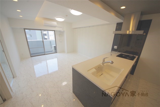 グランルクレ新栄イースト リビング