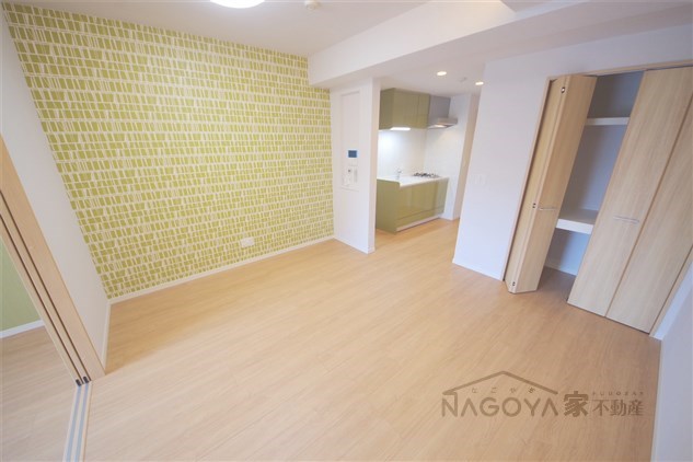 グランルクレ新栄イースト リビング