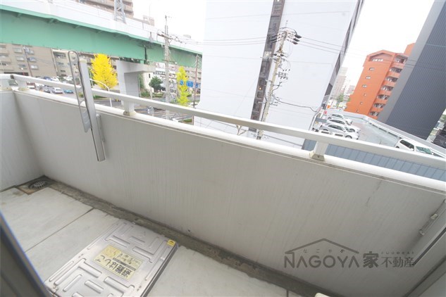 プロビデンス栄南 ベランダ