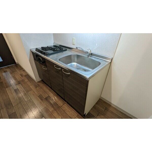 クラシタイヤー丸の内 キッチン