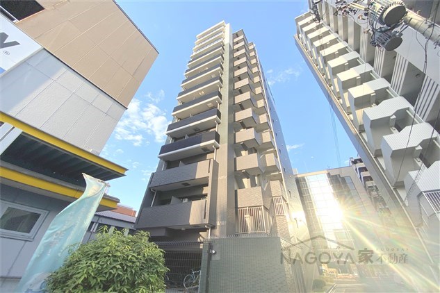 プレサンス上前津フィット 外観写真