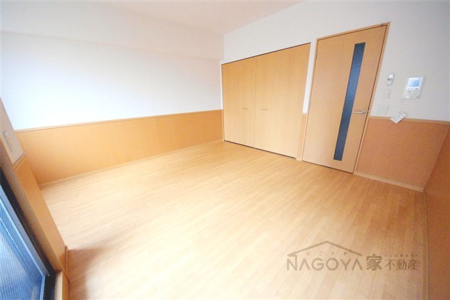 フラシア新栄町 ベッドルーム