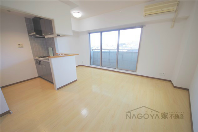 ライフステージ白壁Ⅱ リビング