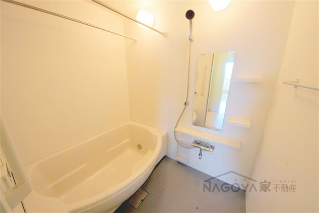 ピオーネ覚王山 風呂画像