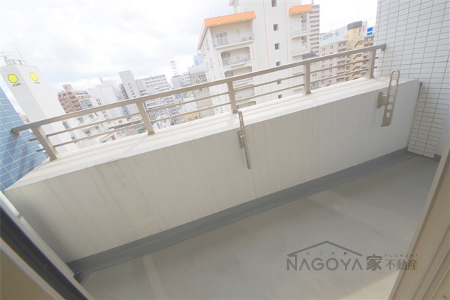 レジディア久屋大通 ベランダ