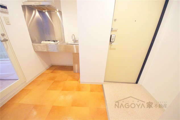 インフィニティ今池 玄関